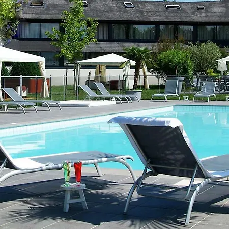 Le Cervolan Hotell 3*